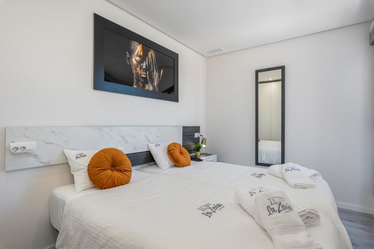 Apartamento La Zenia Cocoon - Luxury Penthouse With Jacuzzi, 2 Pools, Indoor Heated Pool, Sauna, Gym, Playstation Dehesa de Campoamor  Exterior foto