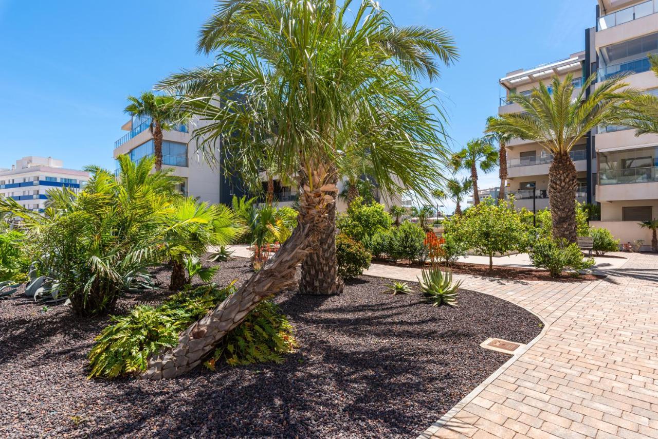 Apartamento La Zenia Cocoon - Luxury Penthouse With Jacuzzi, 2 Pools, Indoor Heated Pool, Sauna, Gym, Playstation Dehesa de Campoamor  Exterior foto